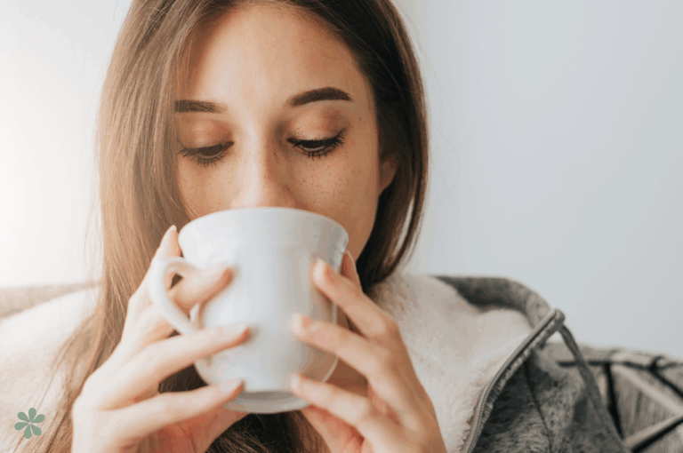 homemade healthy pumpkin spice latte